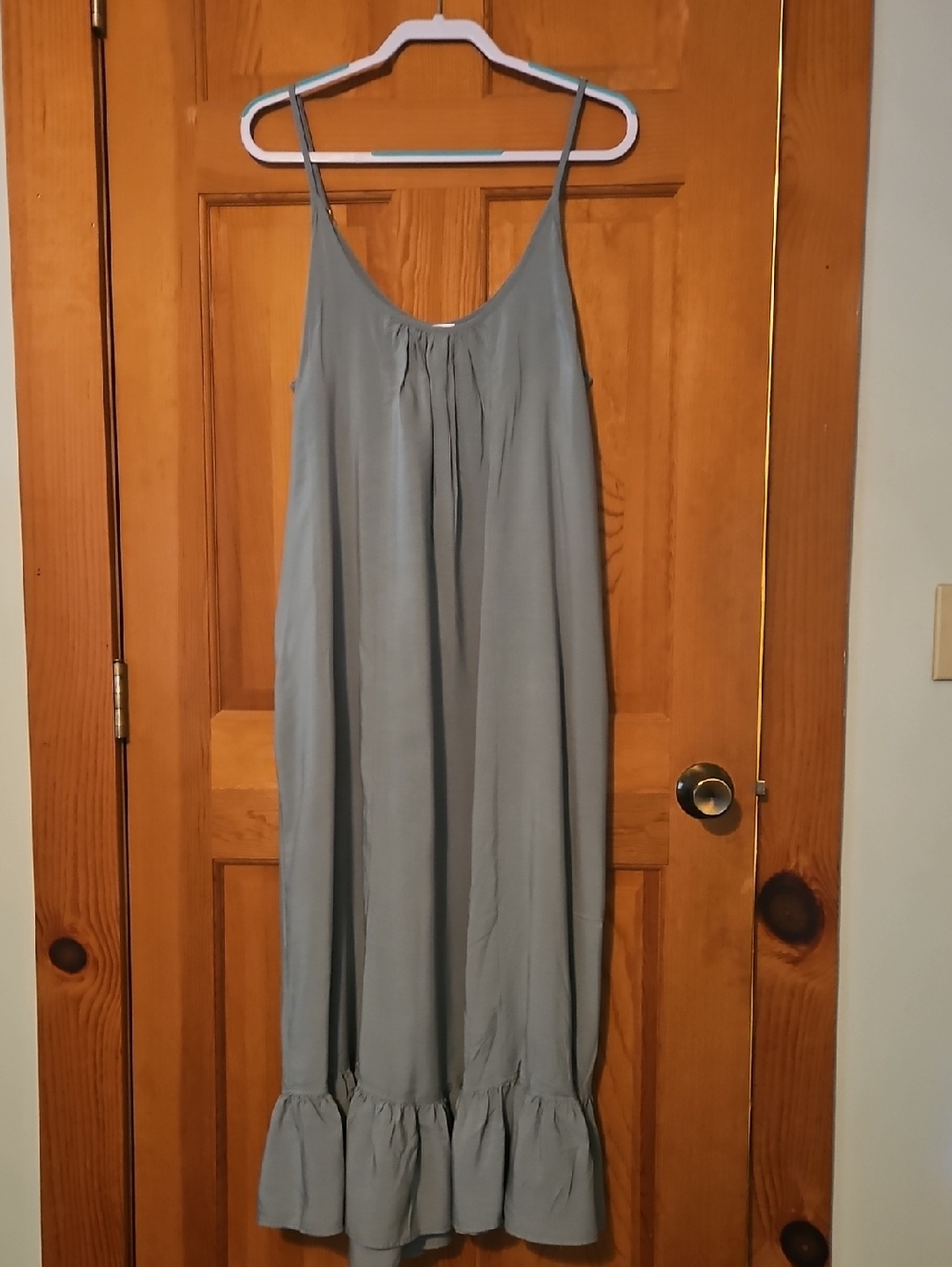 Light Green Sleeveless Ruffle-Hem Maxi Dress